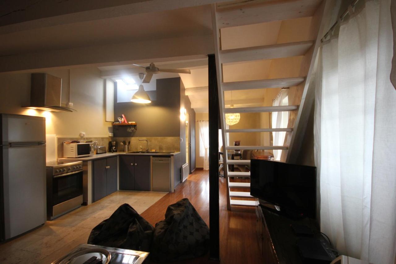 L'Appart Lourmarin Apartment Екстериор снимка