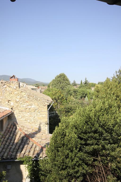 L'Appart Lourmarin Apartment Стая снимка