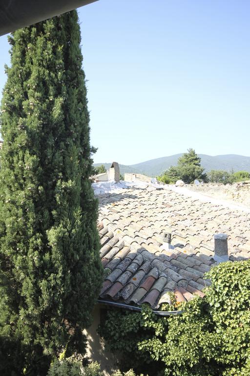 L'Appart Lourmarin Apartment Стая снимка